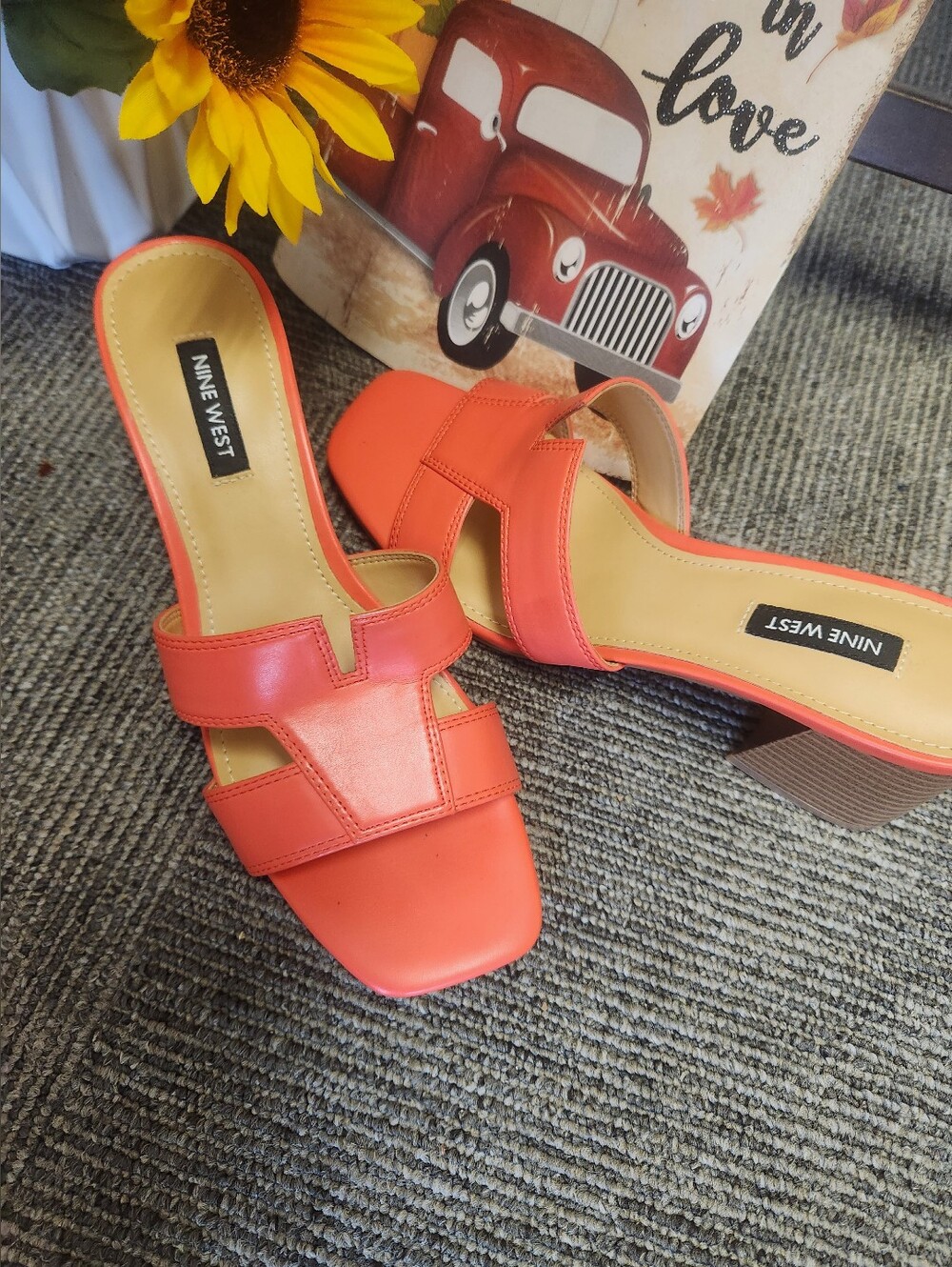 Nine West Griselda Block Heel Coral Orange Sandals Size 8